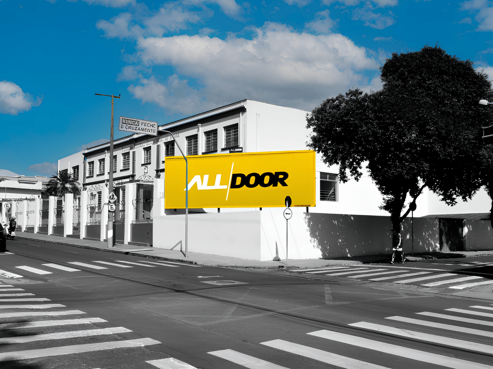 Outdoor da AllDoor instalado em Avaré